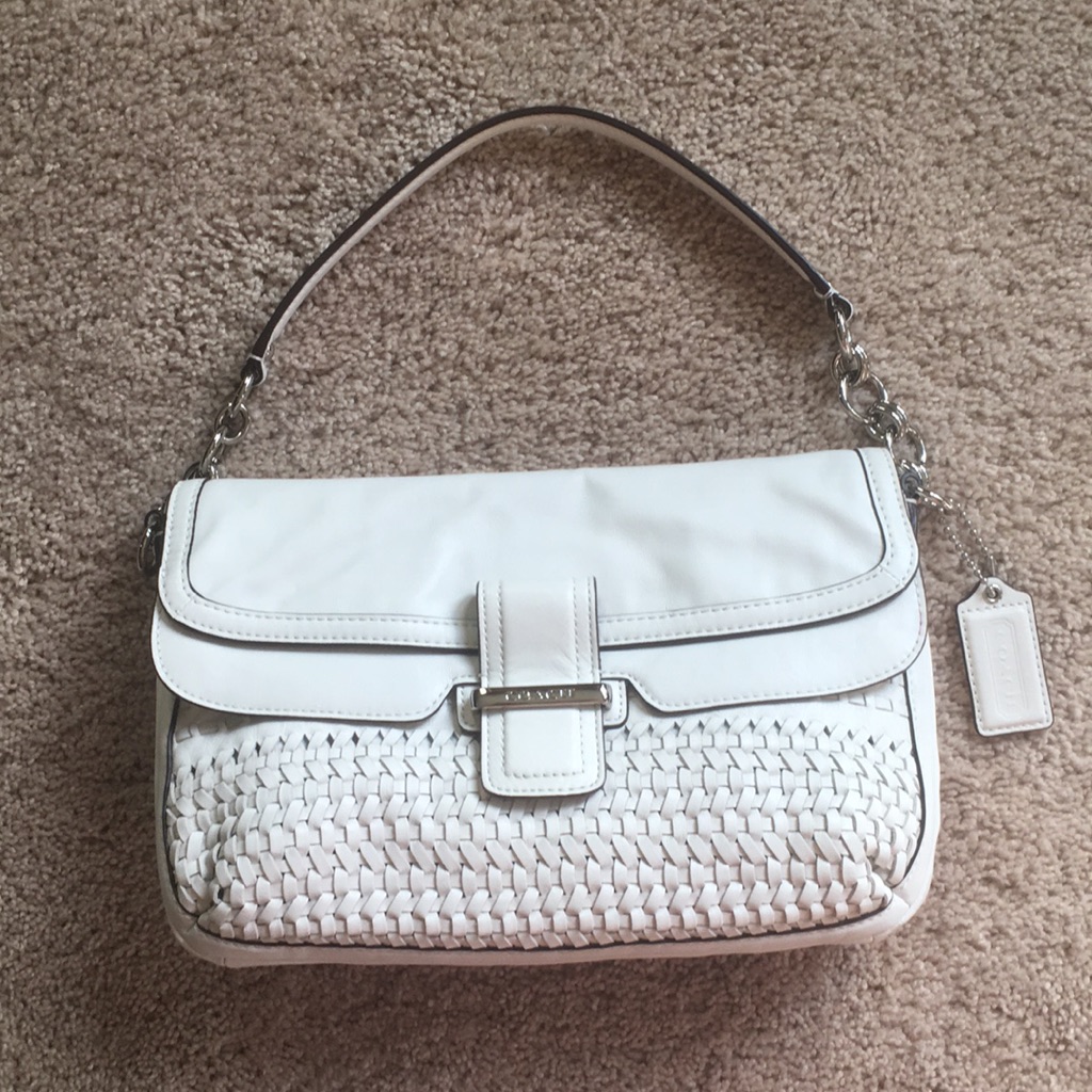 Coach Leather Purse W/Silver Hardware
